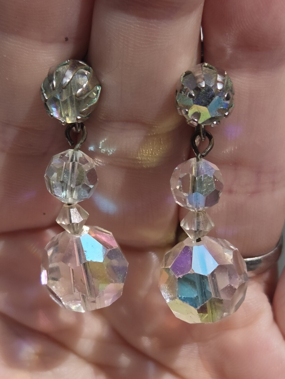 Vintage 1950s Aurora Borealis AB Crystal Glass Dangle Screw Back Earrings